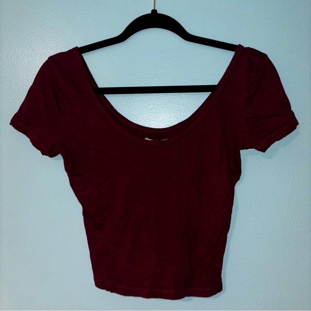 Hollister Women’s Burgundy Red Off The Shoulder Crop Top US Women Size Large